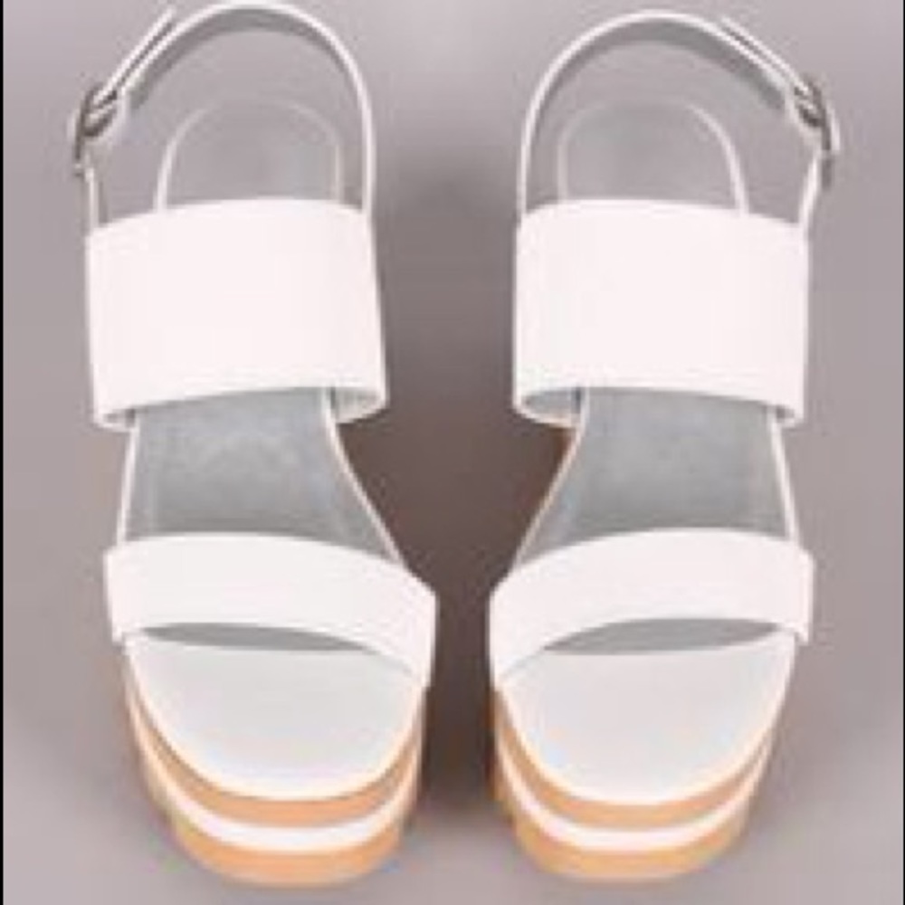 White platforms - Picture 3 of 3